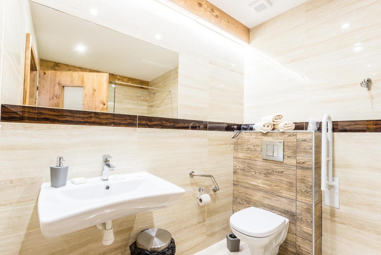 Hotel Palatin Oravsky Podzamok Dış mekan fotoğraf