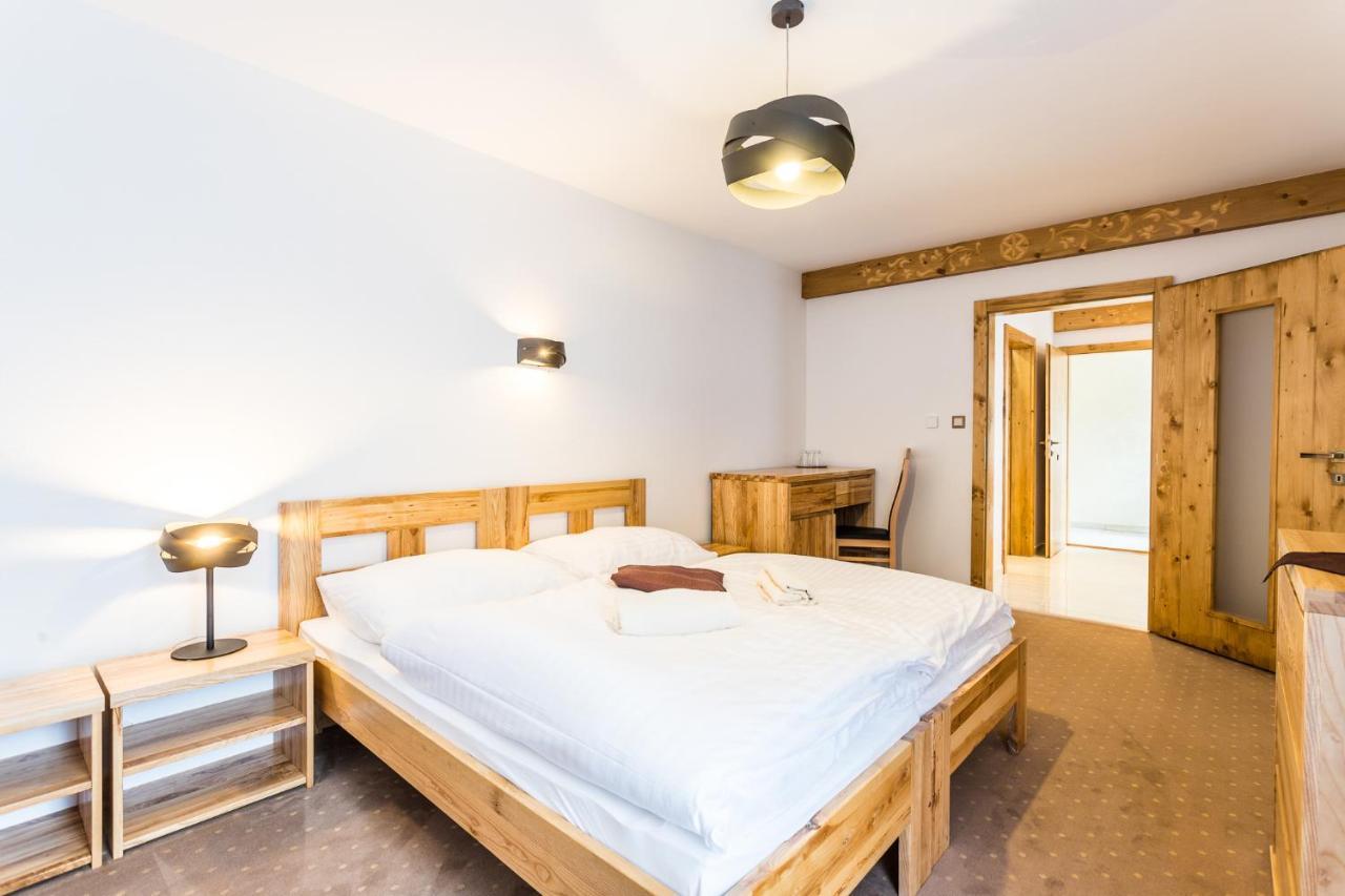 Hotel Palatin Oravsky Podzamok Dış mekan fotoğraf