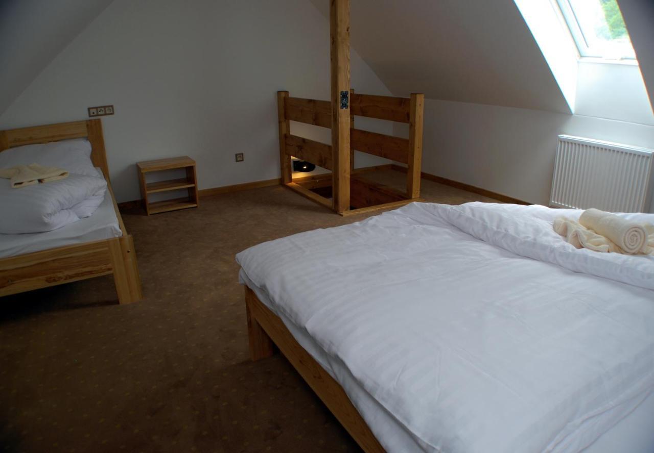 Hotel Palatin Oravsky Podzamok Dış mekan fotoğraf